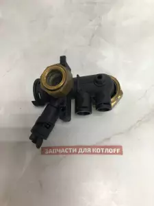 Патрубок обратной гидролинии Bosch 87160108960 для котлов Патрубок обратной гидролинии Bosch 87160108960 для котлов